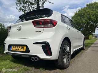 Hoofdafbeelding Kia Rio Kia Rio 1.0 T-GDi MHEV GT-Line