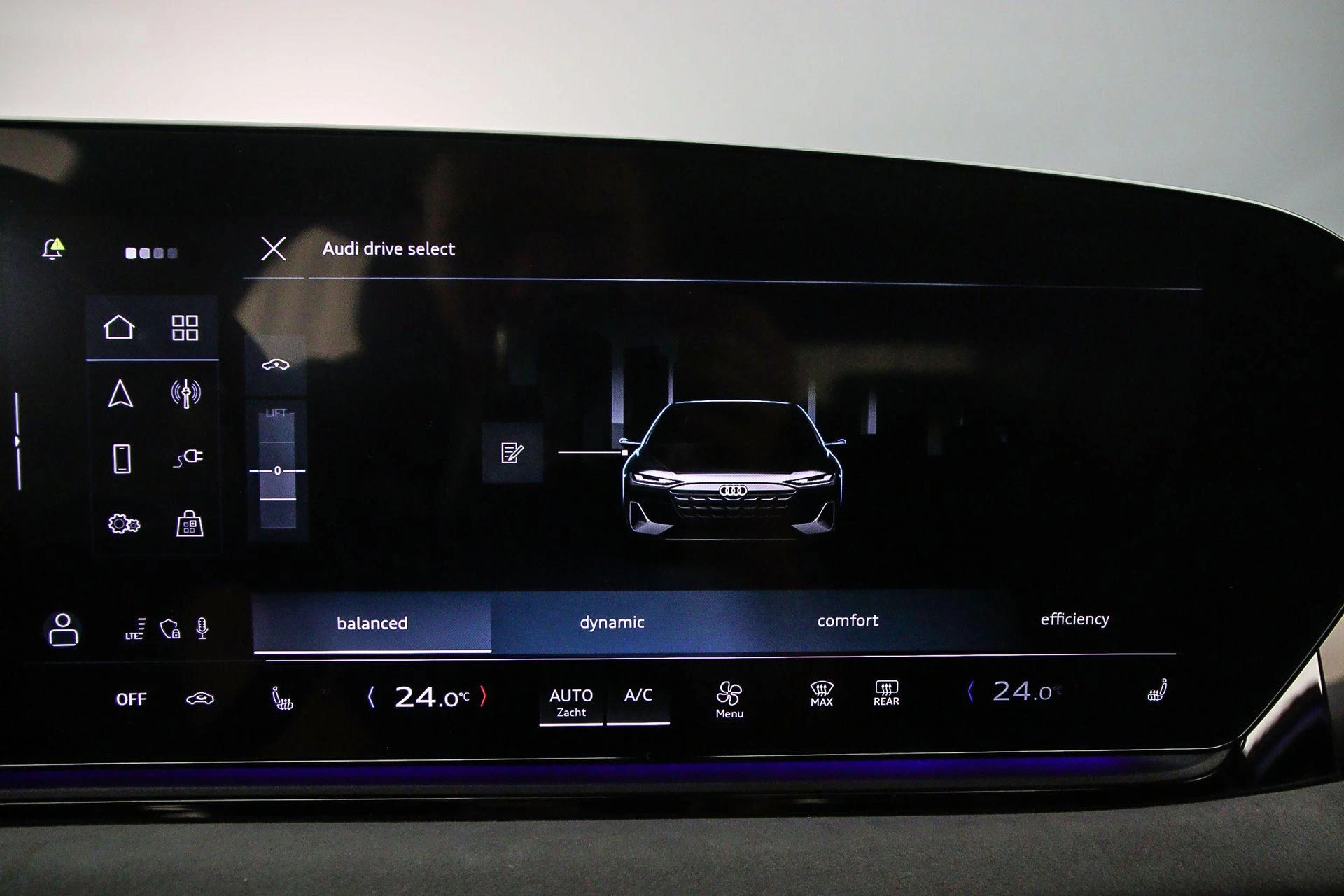 Hoofdafbeelding Audi A6 Avant e-tron