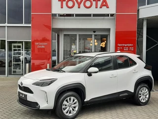 Toyota Yaris Cross 1.5 Hybrid  STOEL/STUURVERW KEYLESS DRAADLOOS OPLADEN BLUETOOTH HEAD-UP