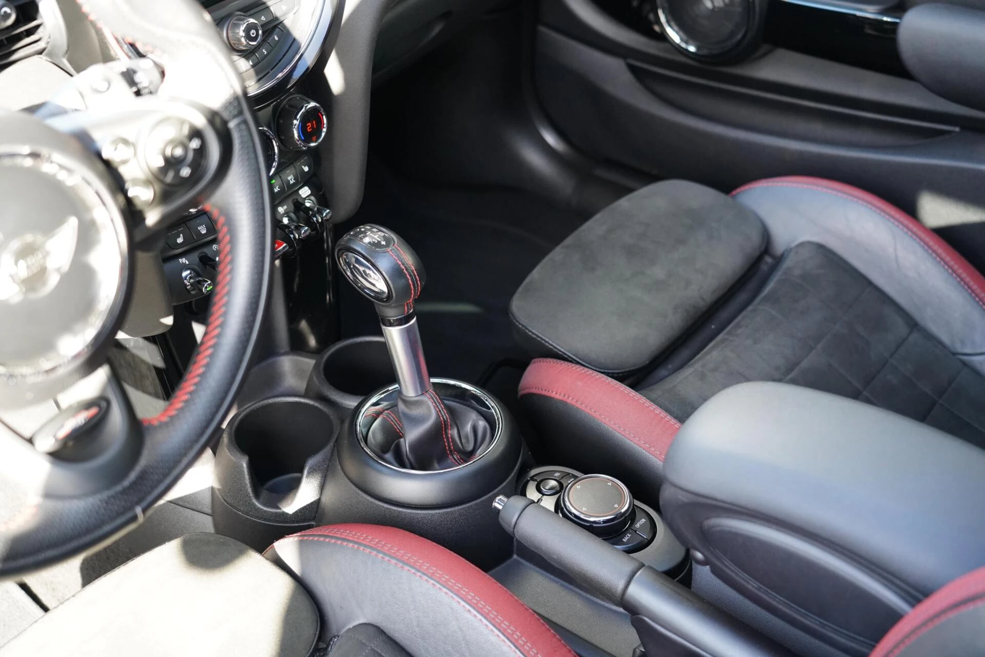 Hoofdafbeelding MINI Cooper