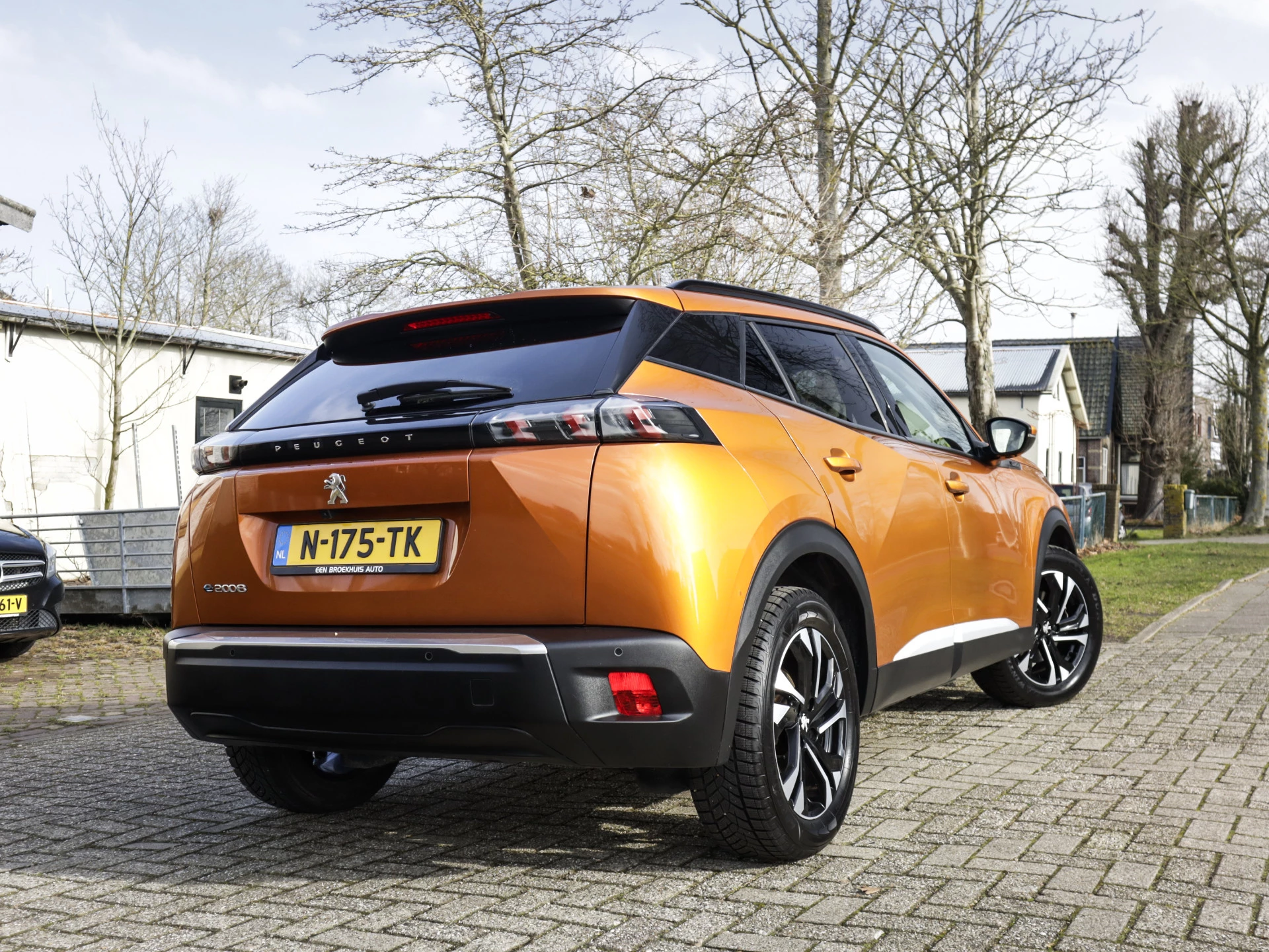 Hoofdafbeelding Peugeot e-2008