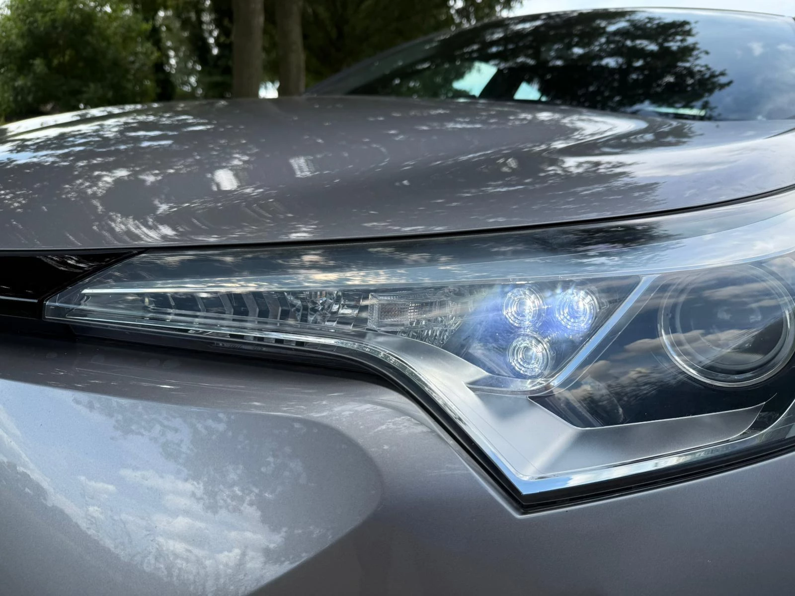 Hoofdafbeelding Toyota C-HR