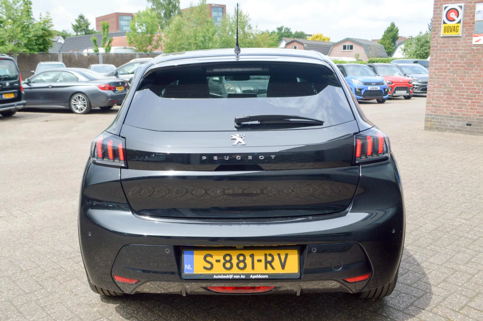 Hoofdafbeelding Peugeot e-208