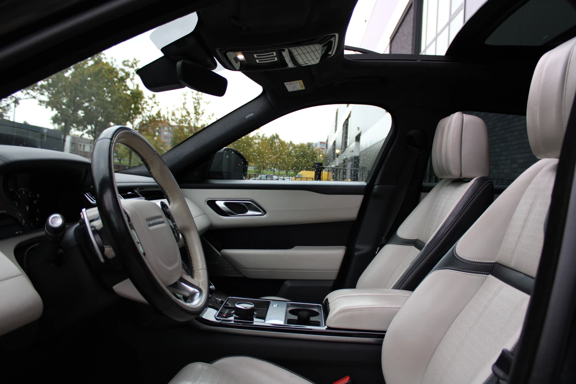 Hoofdafbeelding Land Rover Range Rover Velar