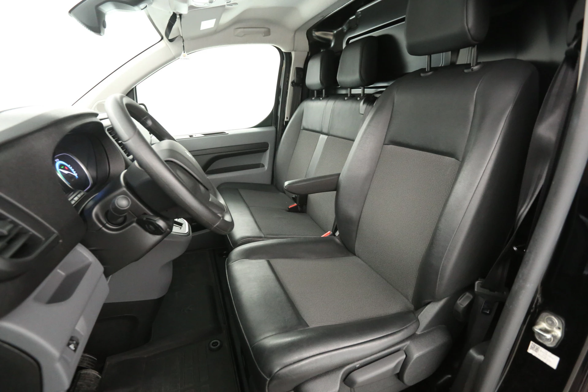Hoofdafbeelding Peugeot e-Expert