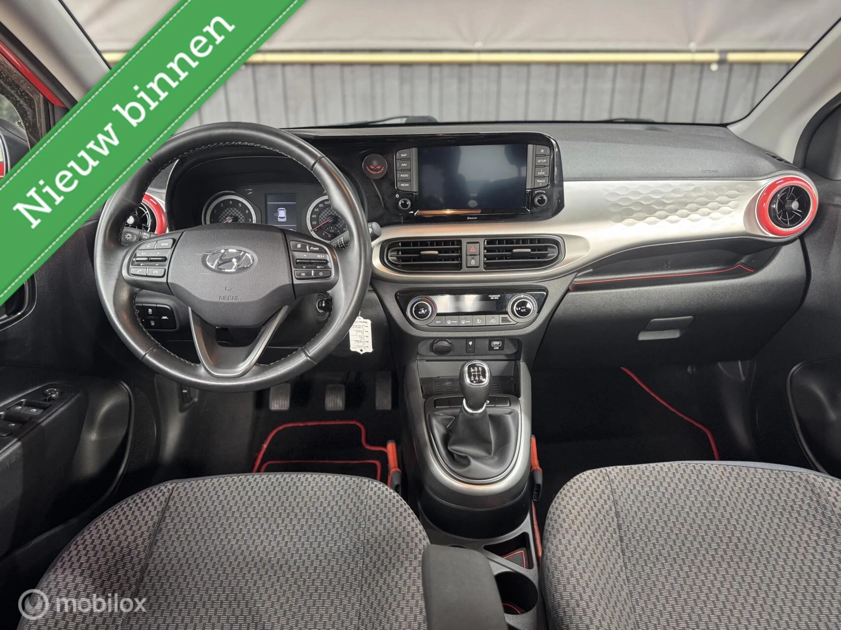 Hoofdafbeelding Hyundai i10