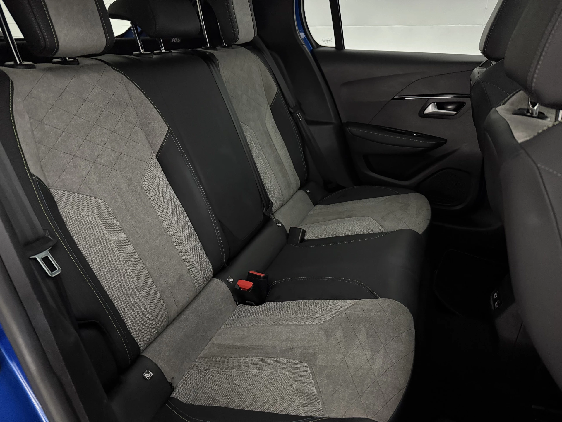 Hoofdafbeelding Peugeot e-208