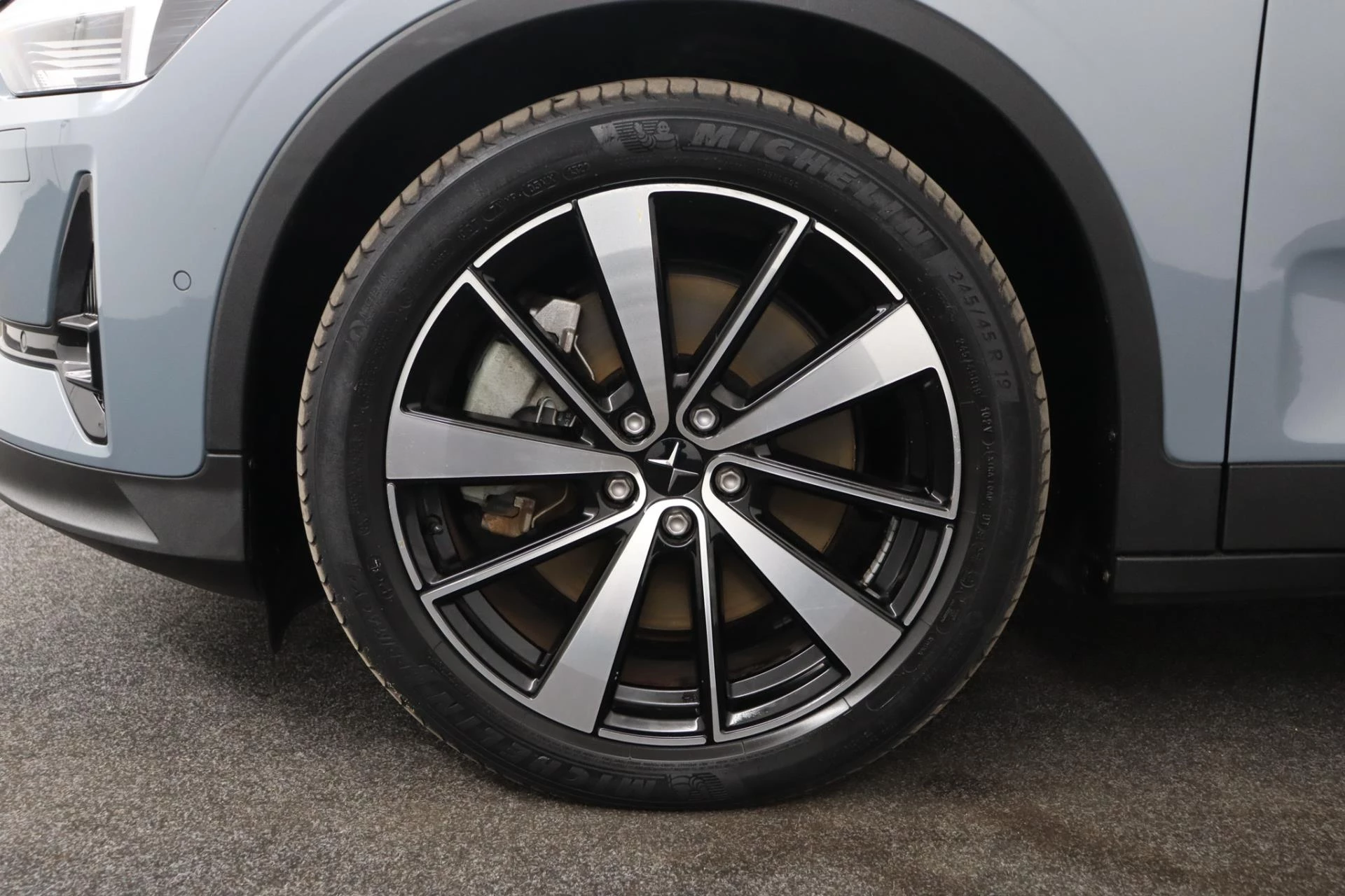 Hoofdafbeelding Polestar 2