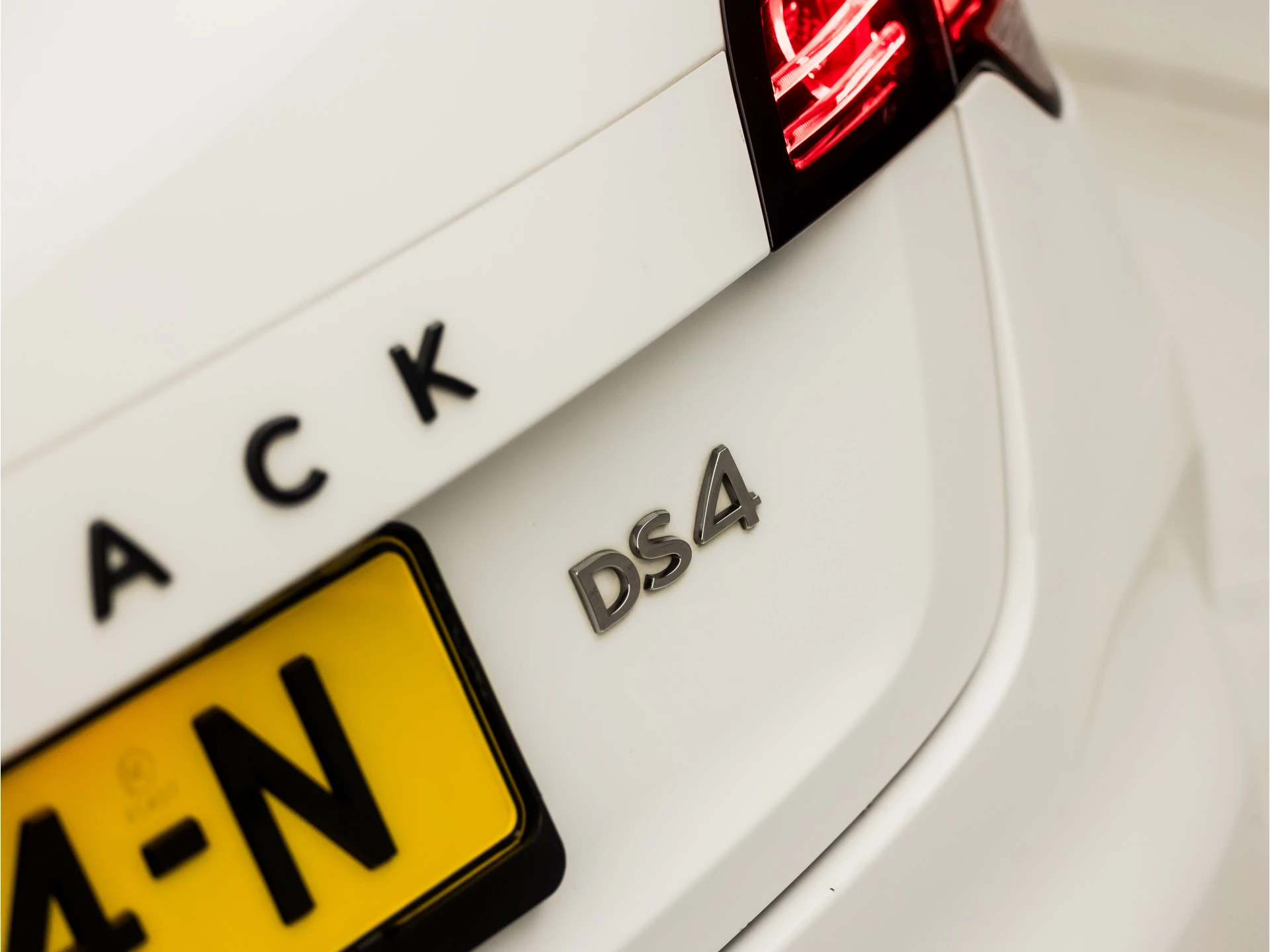 Hoofdafbeelding DS DS 4