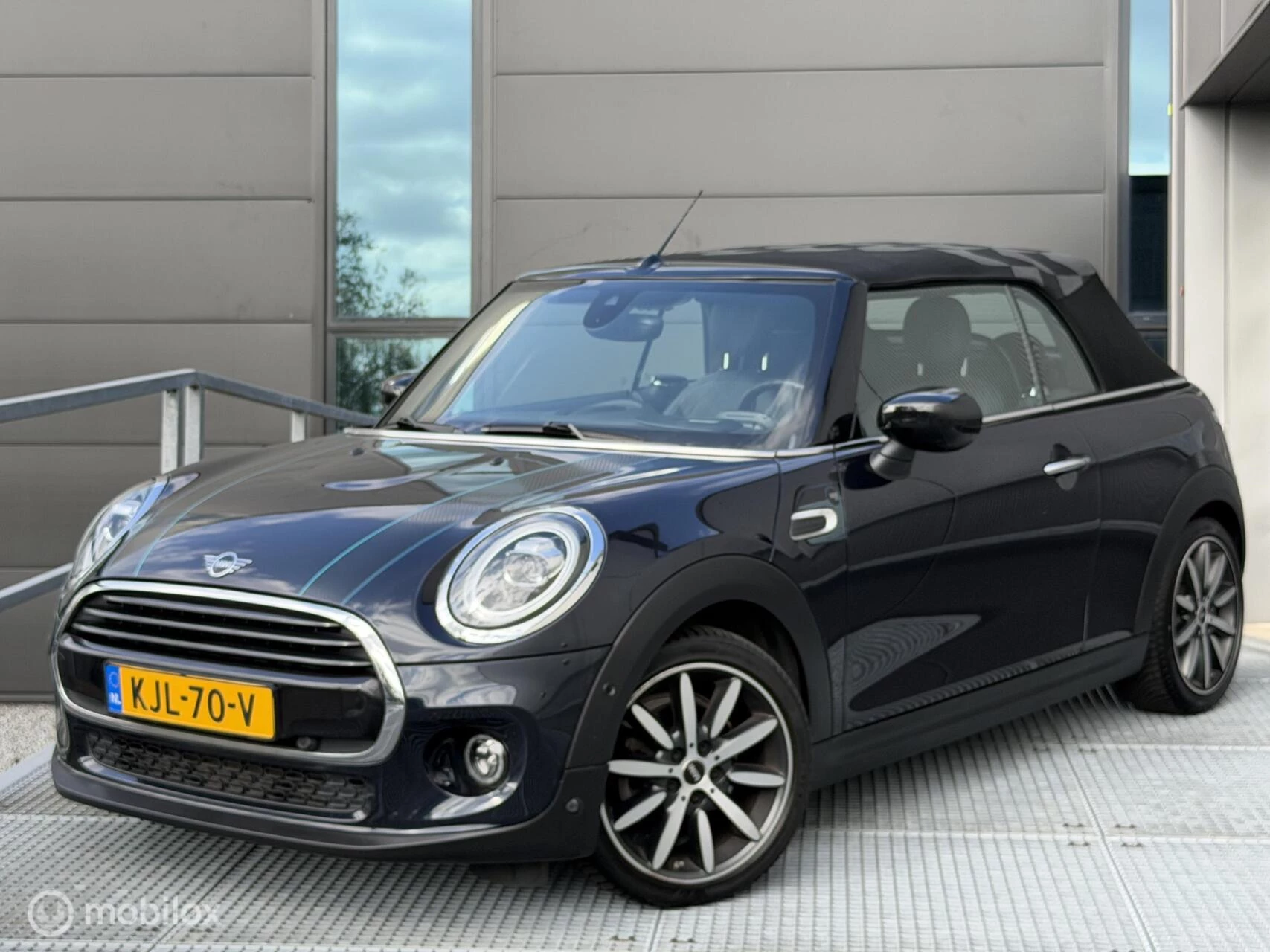 Hoofdafbeelding MINI Cooper Cabrio