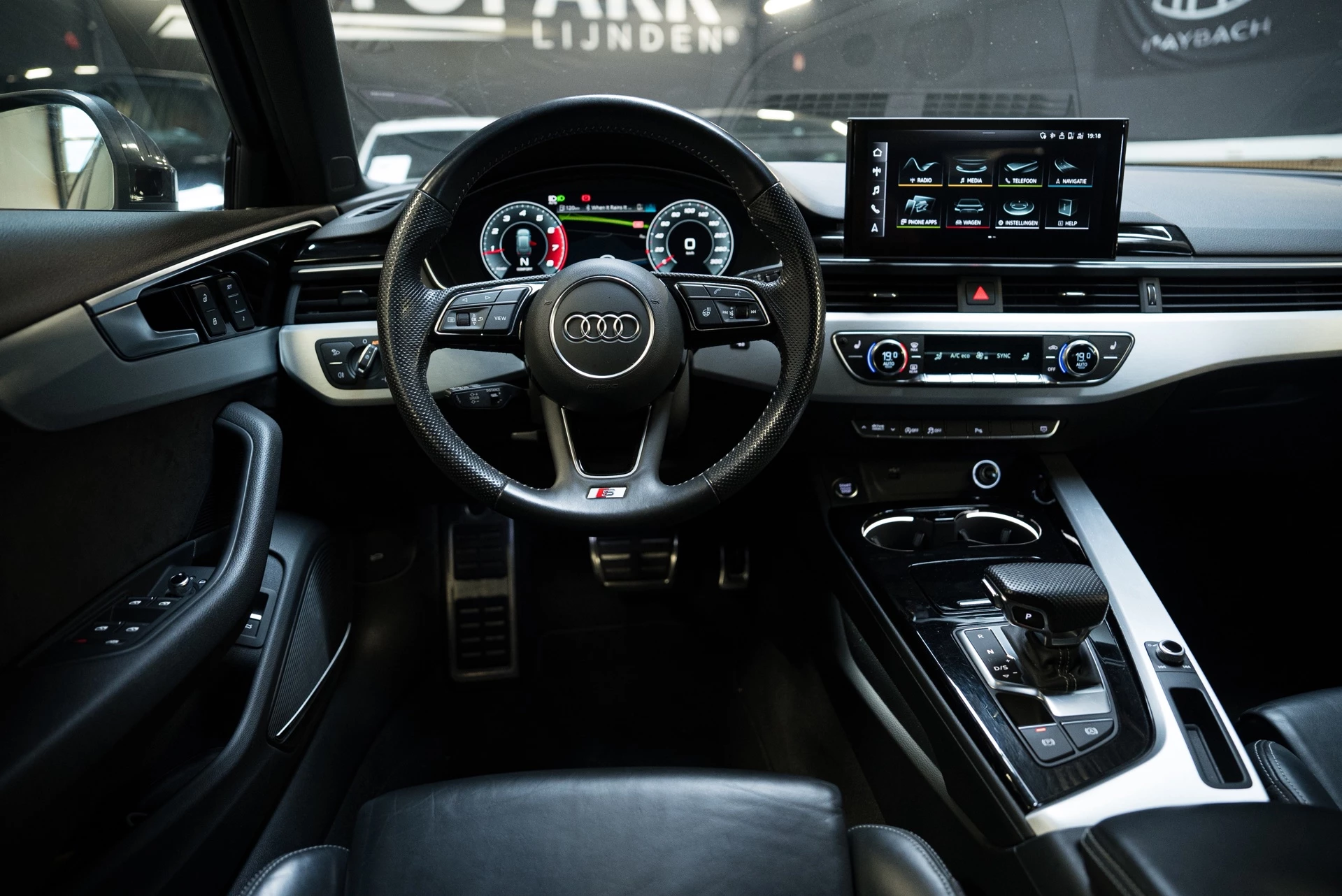 Hoofdafbeelding Audi A4