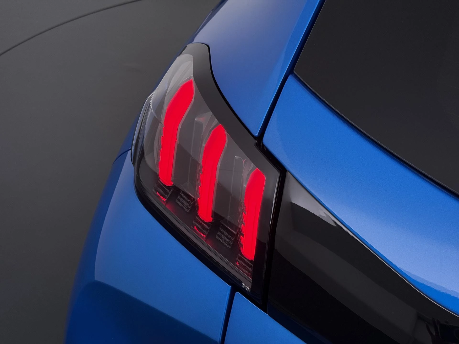 Hoofdafbeelding Peugeot e-208