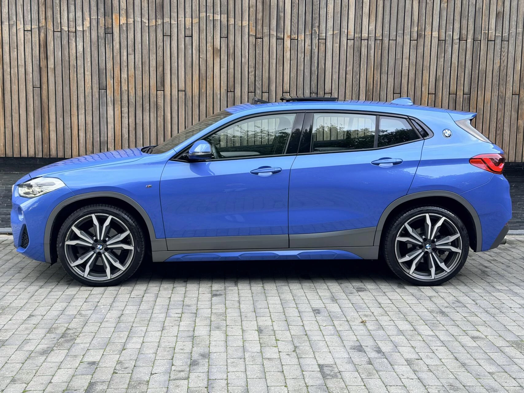 Hoofdafbeelding BMW X2