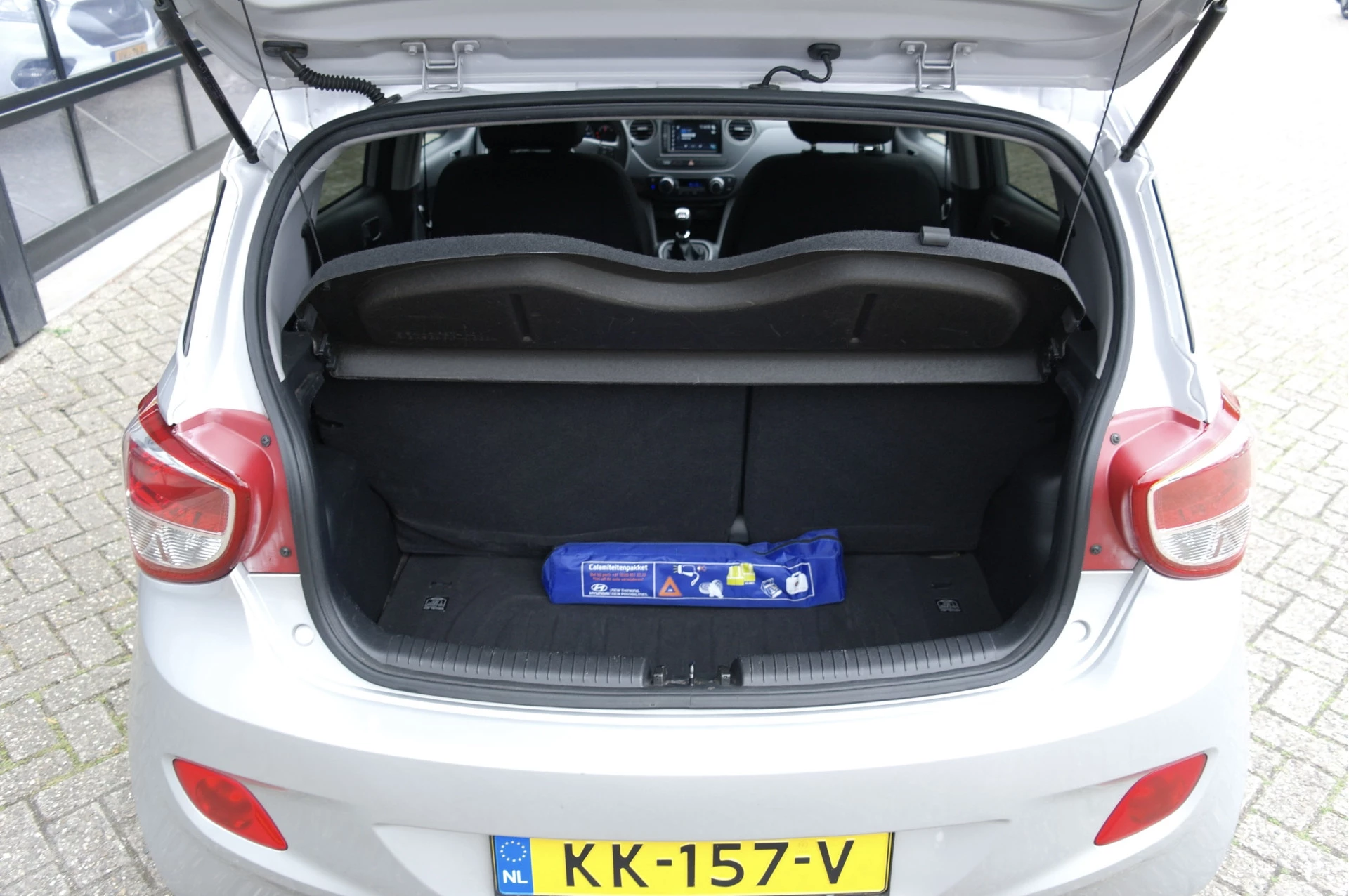 Hoofdafbeelding Hyundai i10