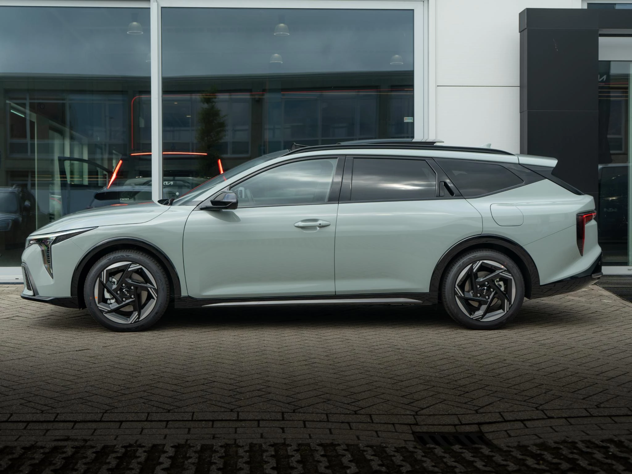 Hoofdafbeelding Kia K4
