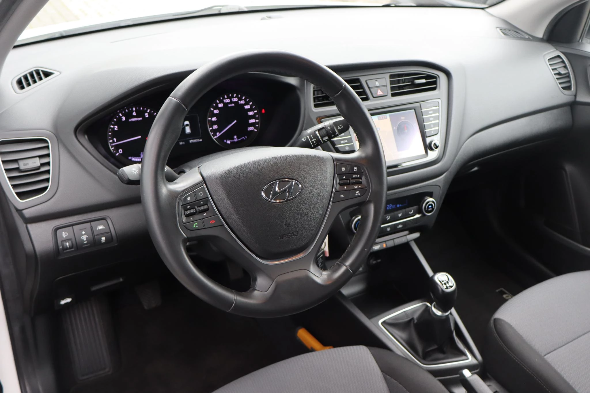 Hoofdafbeelding Hyundai i20