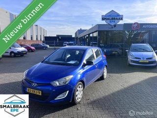 Hoofdafbeelding Hyundai i20 Hyundai i20 1.2i i-Motion VAN 2E EIGENAAR, AIRCO,APK 06-2026