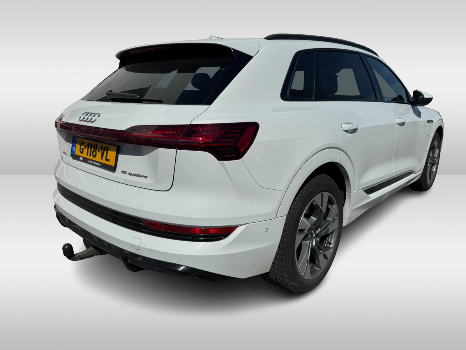 Hoofdafbeelding Audi e-tron