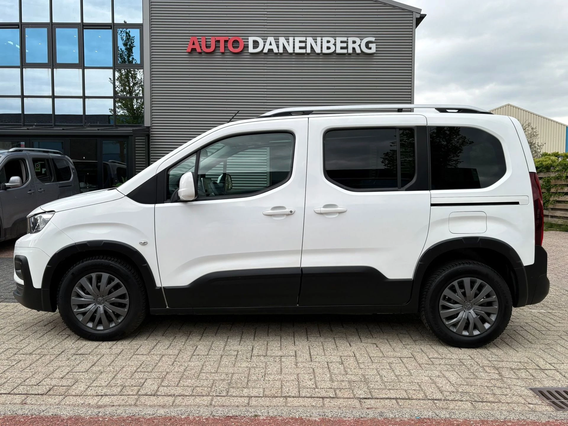 Hoofdafbeelding Peugeot Rifter