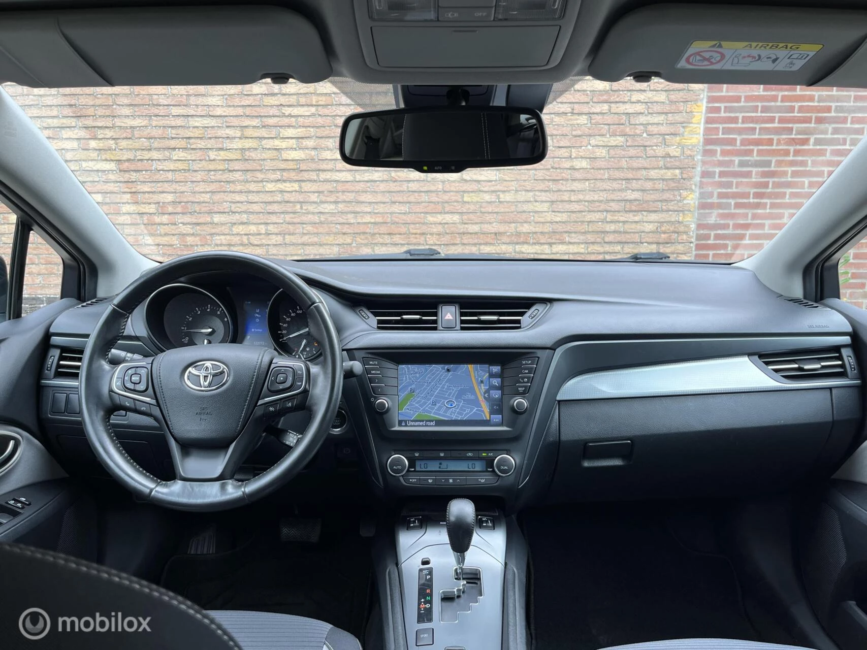 Hoofdafbeelding Toyota Avensis