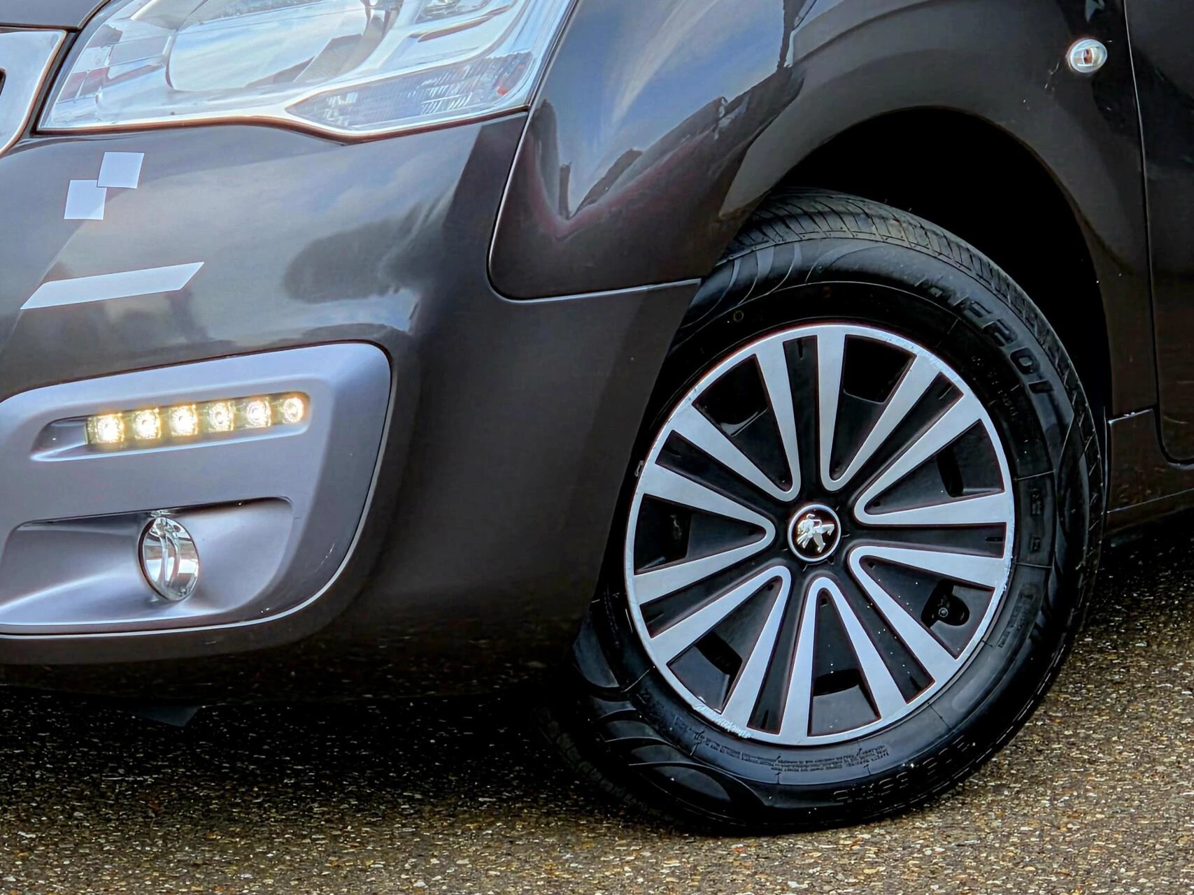 Hoofdafbeelding Peugeot Partner