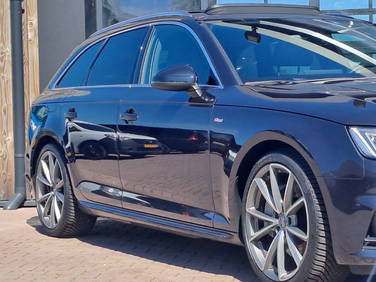 Hoofdafbeelding Audi A4