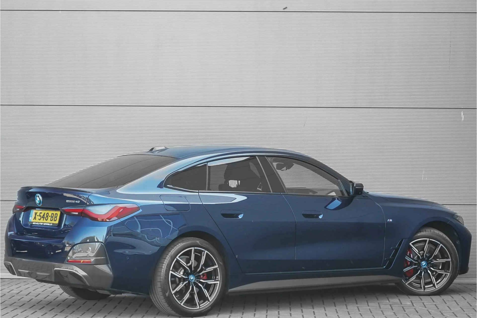 Hoofdafbeelding BMW i4