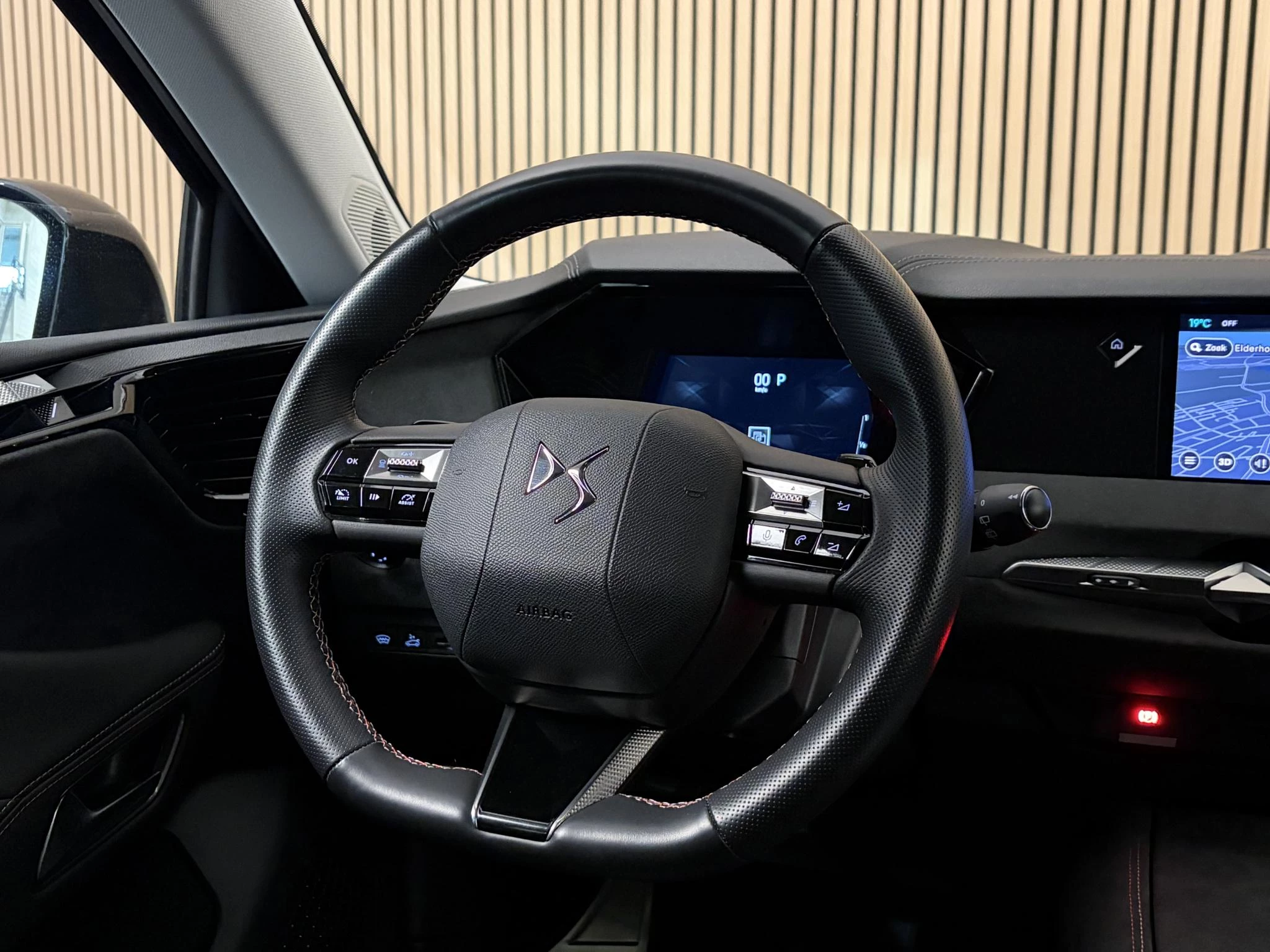 Hoofdafbeelding DS DS 4