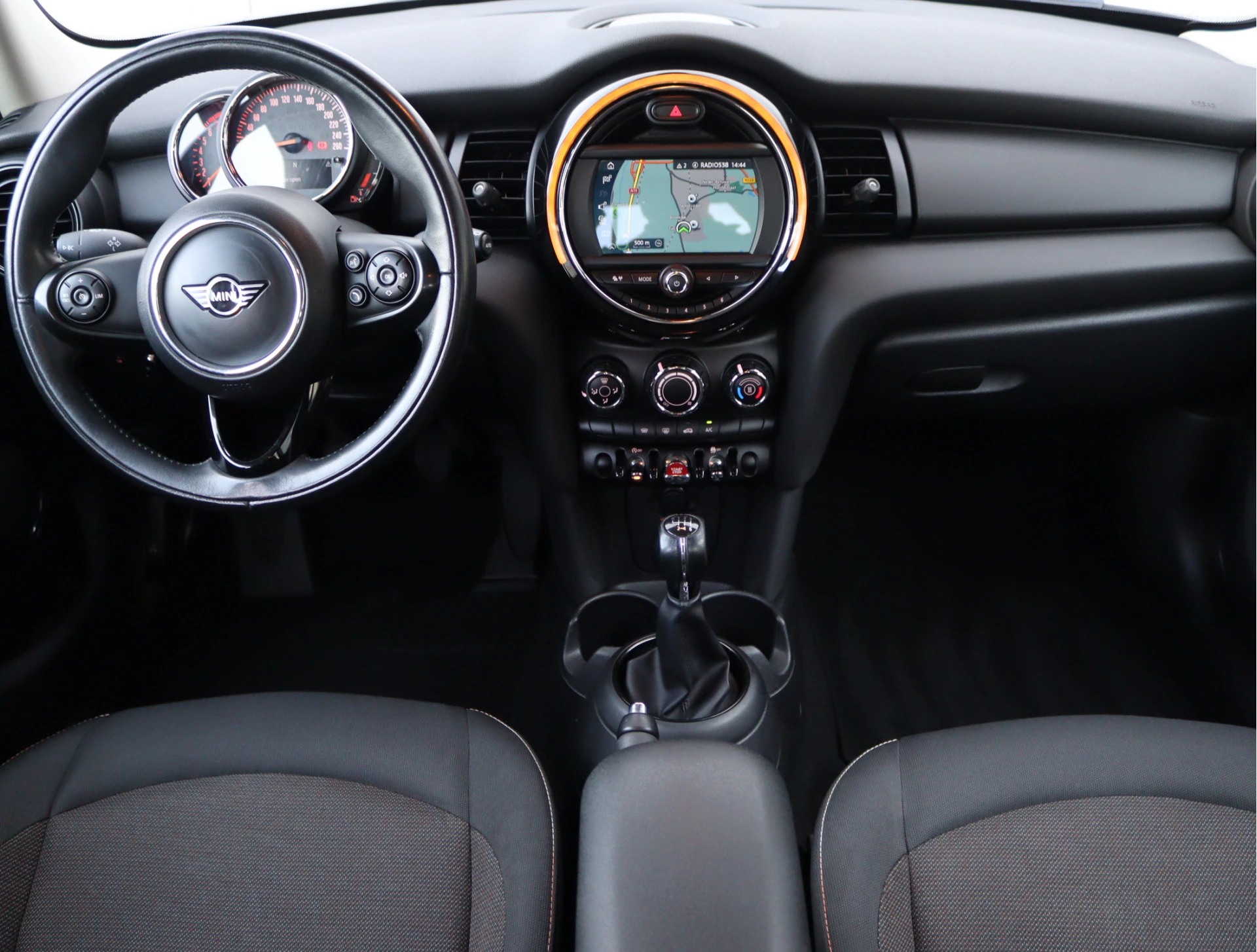 Hoofdafbeelding MINI One