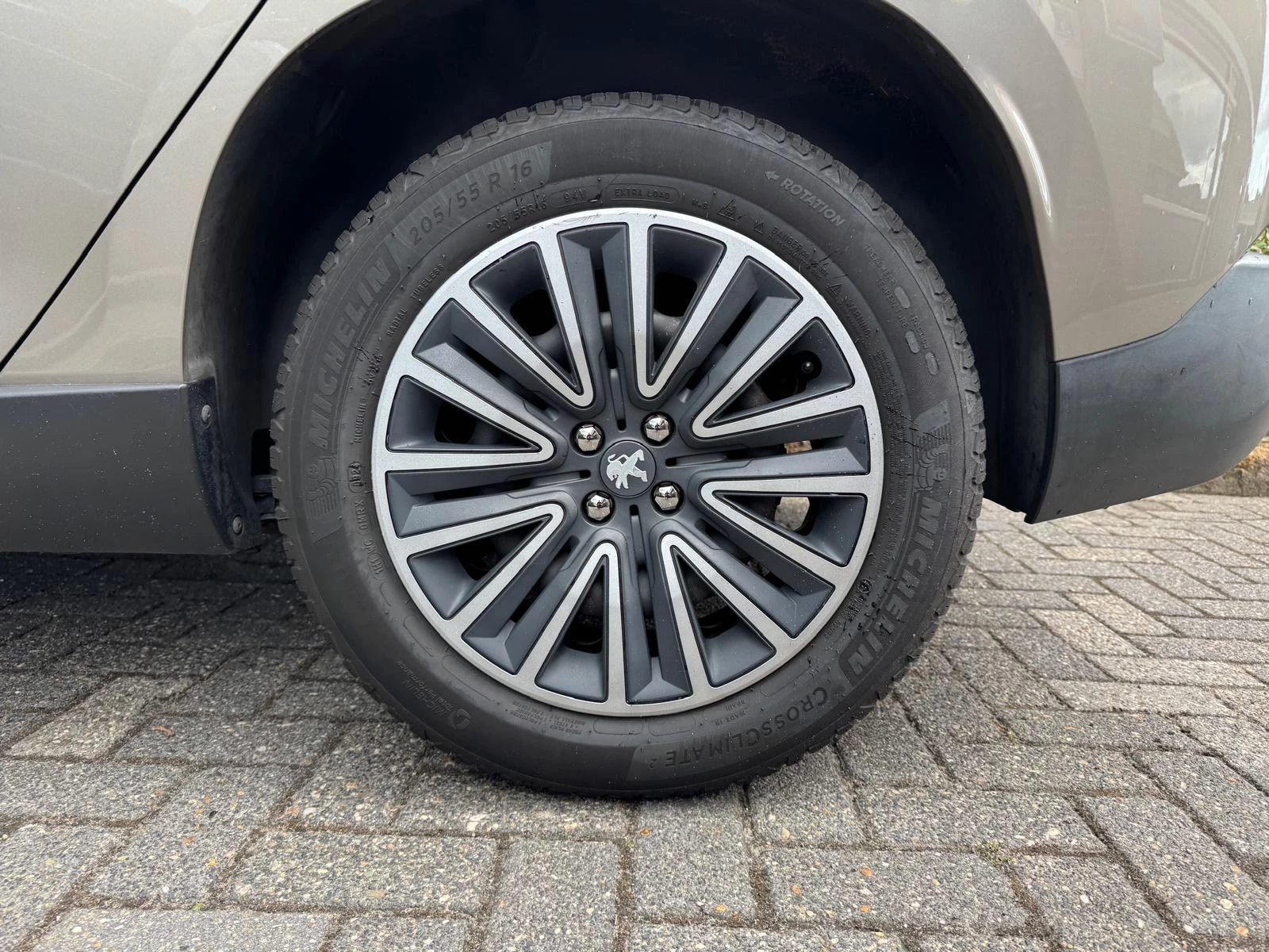 Hoofdafbeelding Peugeot 2008