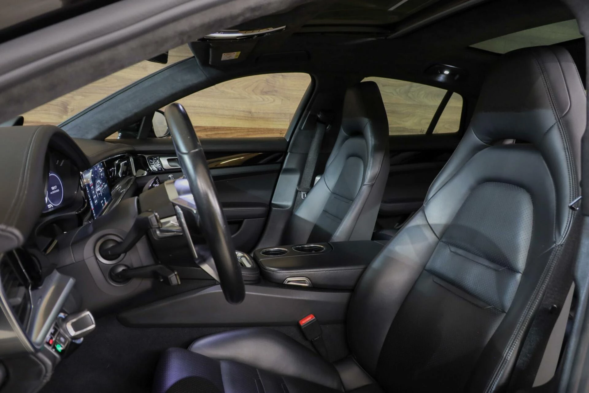 Hoofdafbeelding Porsche Panamera