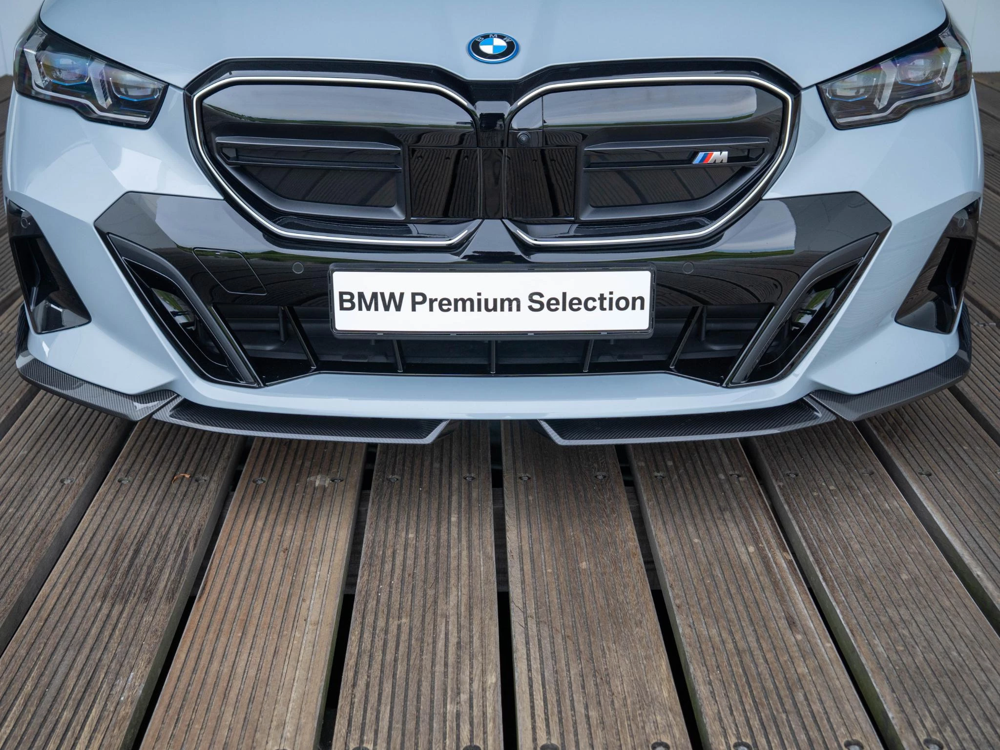 Hoofdafbeelding BMW i5