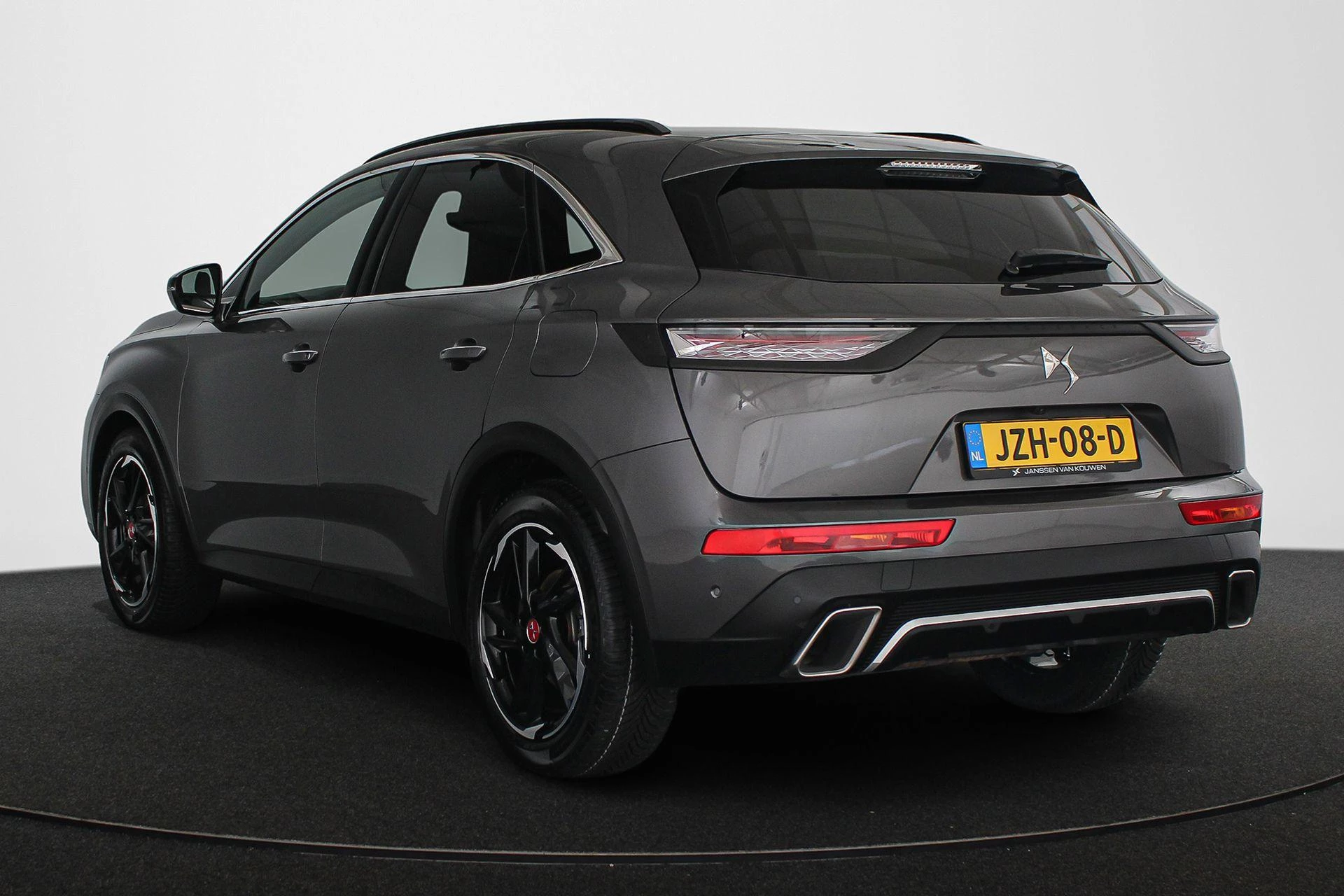 Hoofdafbeelding DS DS 7