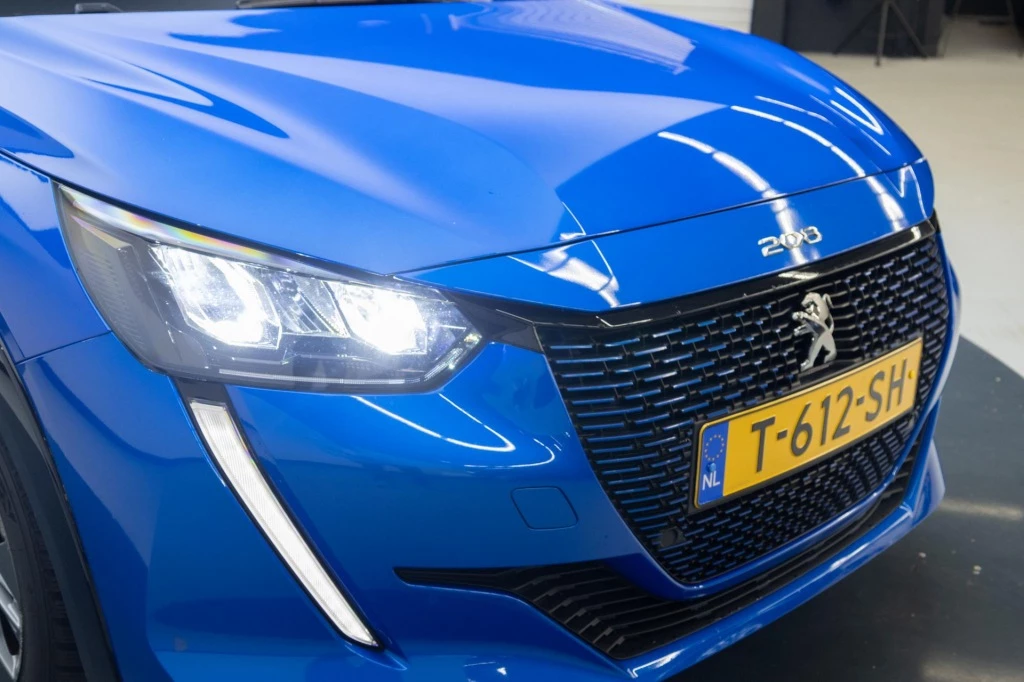 Hoofdafbeelding Peugeot e-208