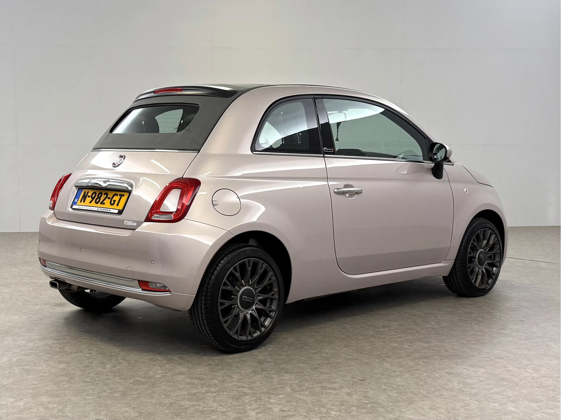 Hoofdafbeelding Fiat 500C