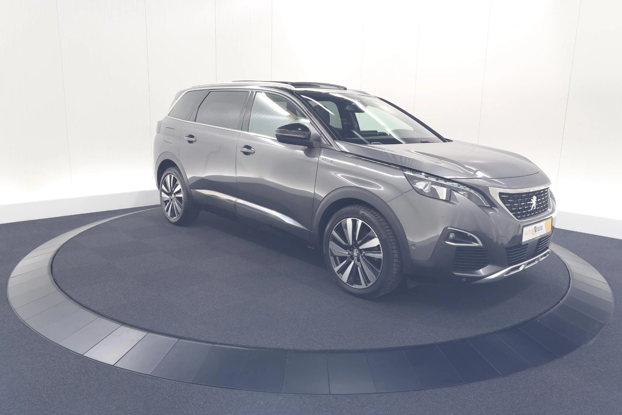 Hoofdafbeelding Peugeot 5008