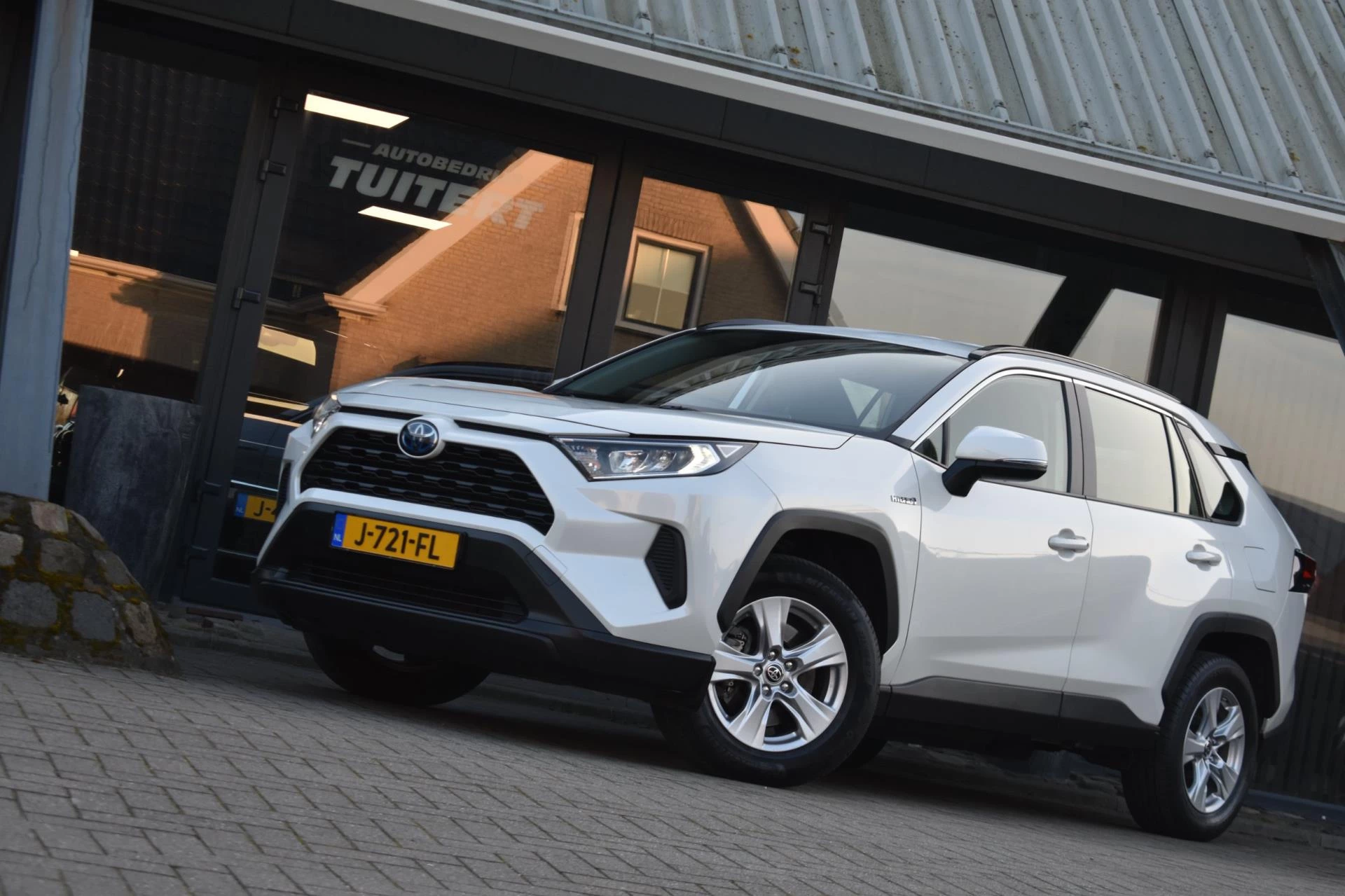 Hoofdafbeelding Toyota RAV4