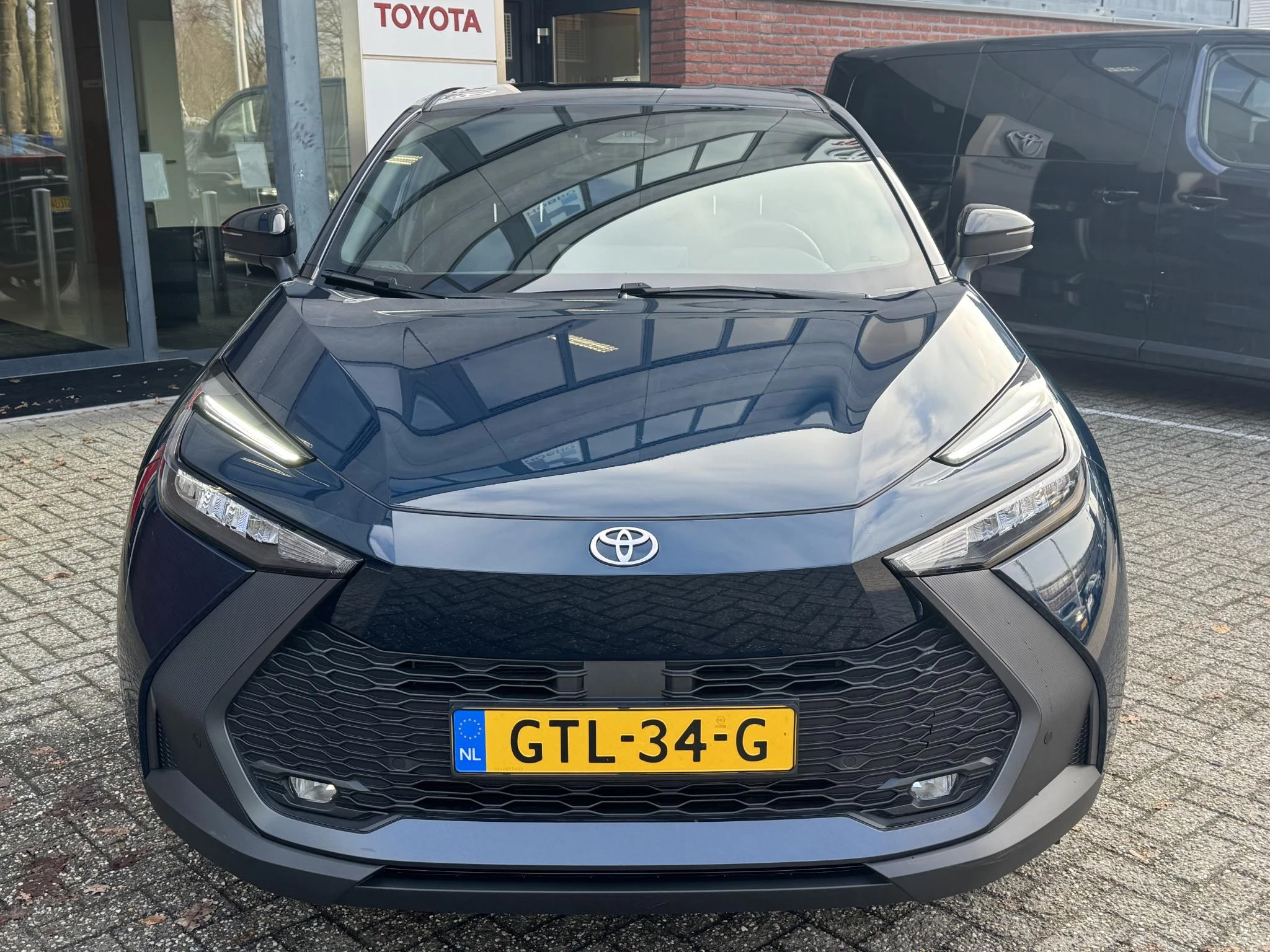 Hoofdafbeelding Toyota C-HR