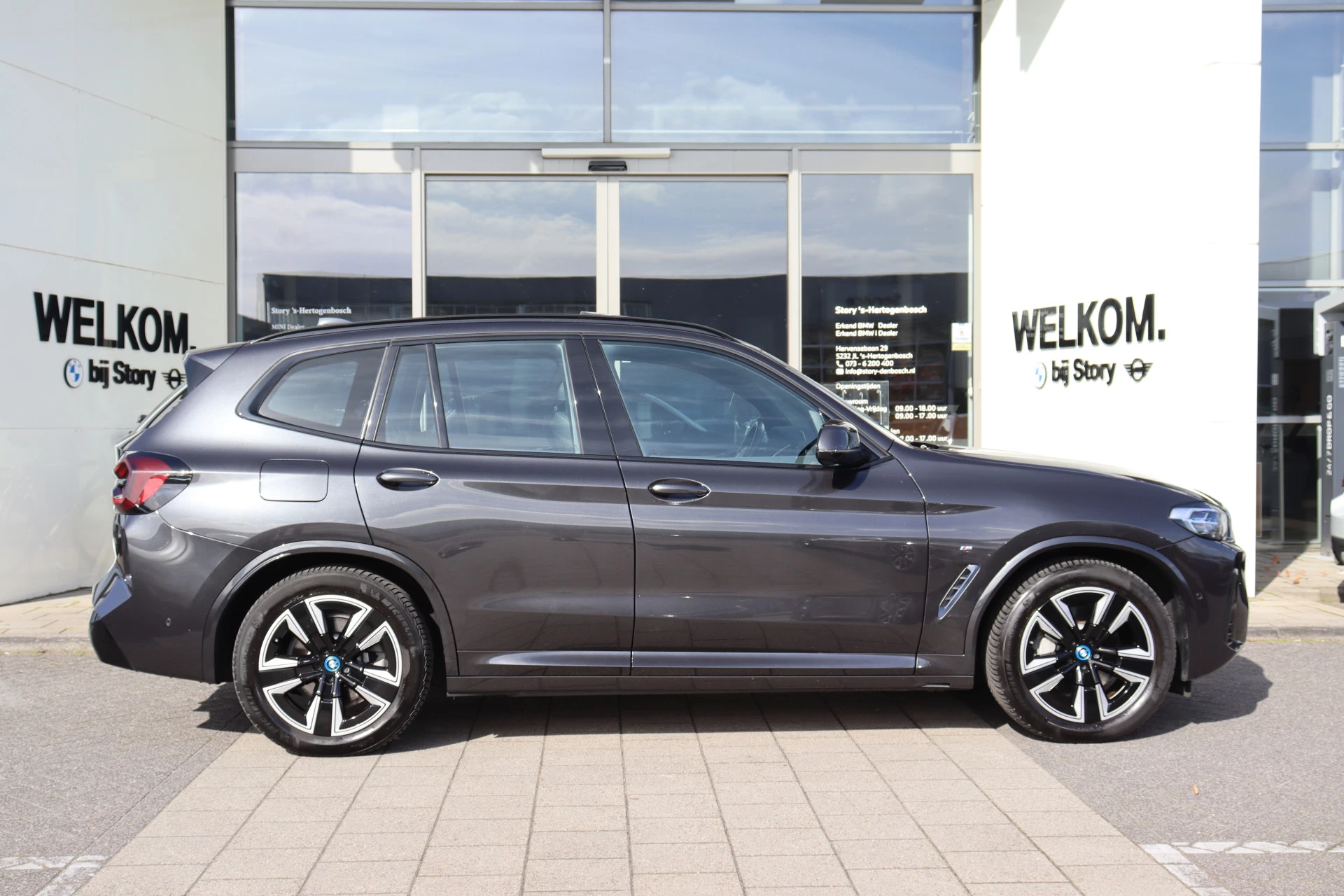 Hoofdafbeelding BMW iX3