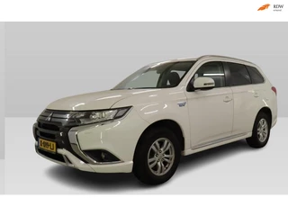 Mitsubishi Outlander 2.4 PHEV Pure Trekhaak Navi
