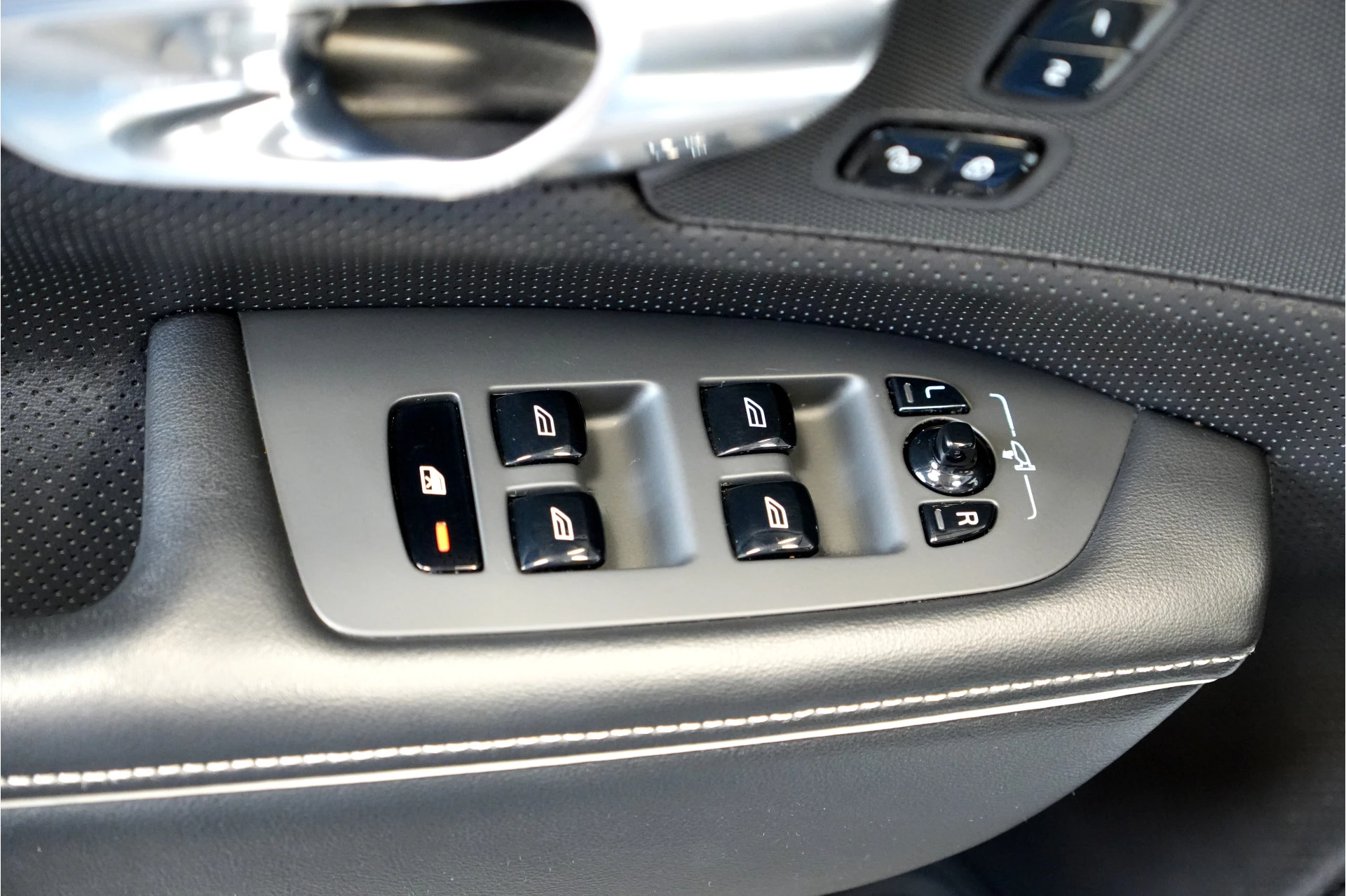 Hoofdafbeelding Volvo V90