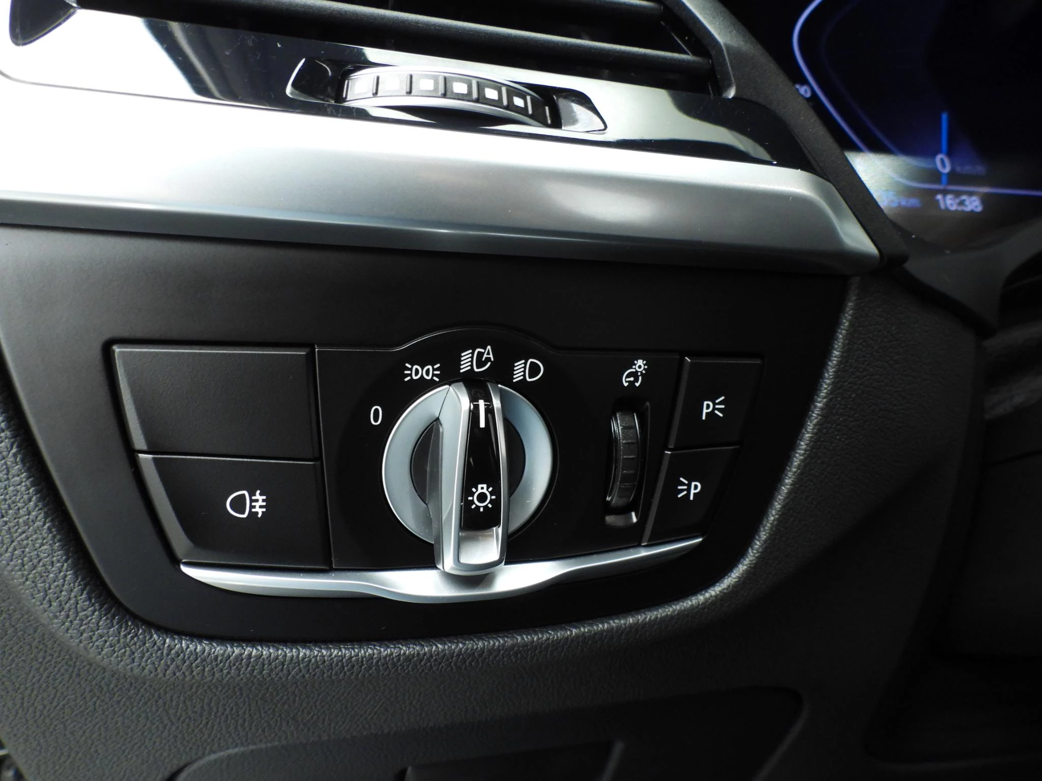 Hoofdafbeelding BMW iX3