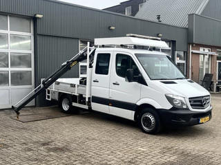 Mercedes-Benz Sprinter 513 CDI 366 Hiab Laadkraan 018T Trekhaak 2000 kg Airco 6 persoons uitvoering Open laadbak Pick-up Euro 6 Verkeersbord Actiebord Pijlenbord Bakwagen P-up Tachograaf 1e eigenaar ex gemeente