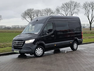 Hoofdafbeelding Mercedes-Benz Sprinter Mercedes-Benz Sprinter 314 2.2 CDI L2H2 DC EURO VI-D EURO6 ac automaat MBUX dealerond