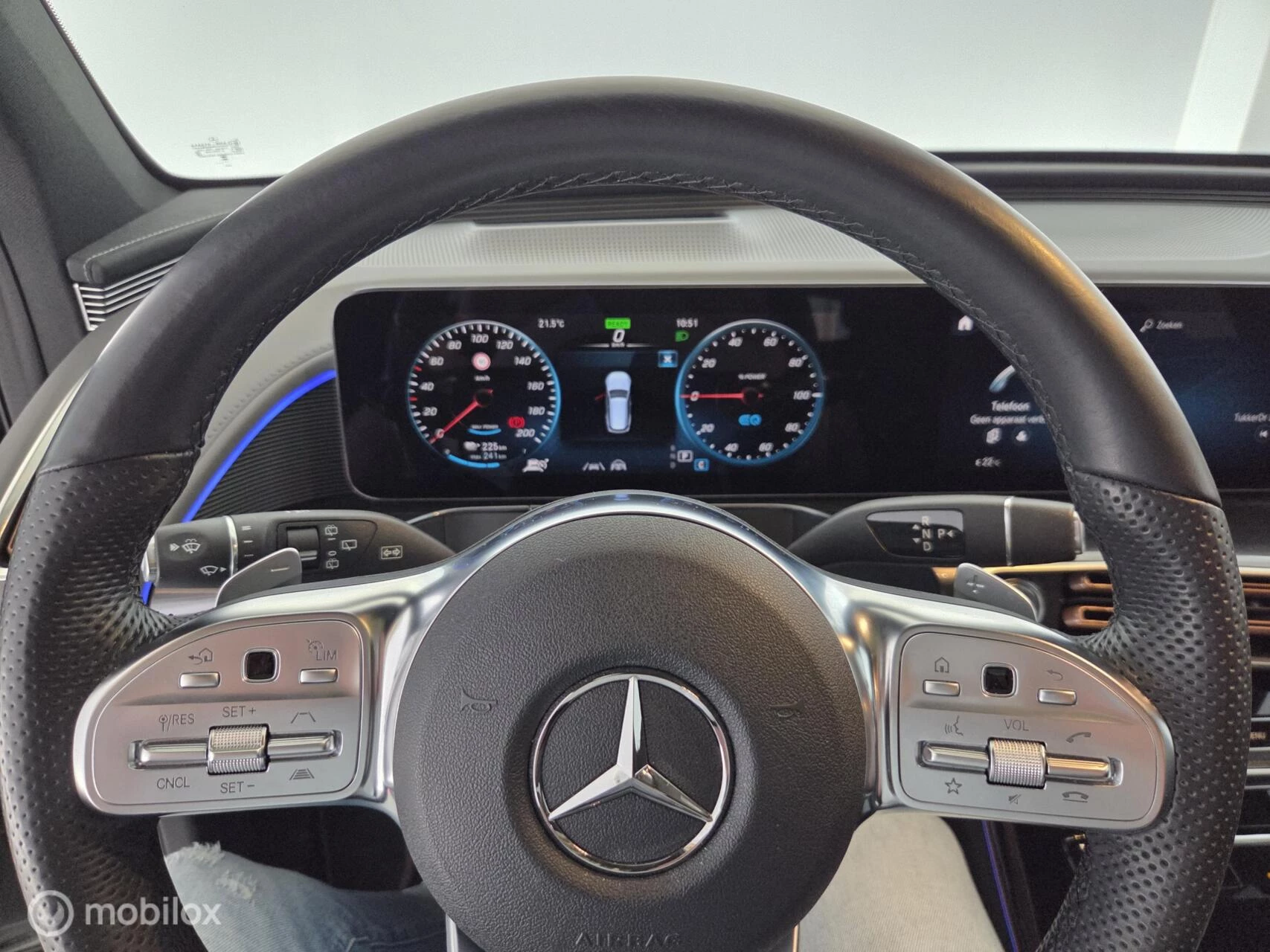 Hoofdafbeelding Mercedes-Benz EQC