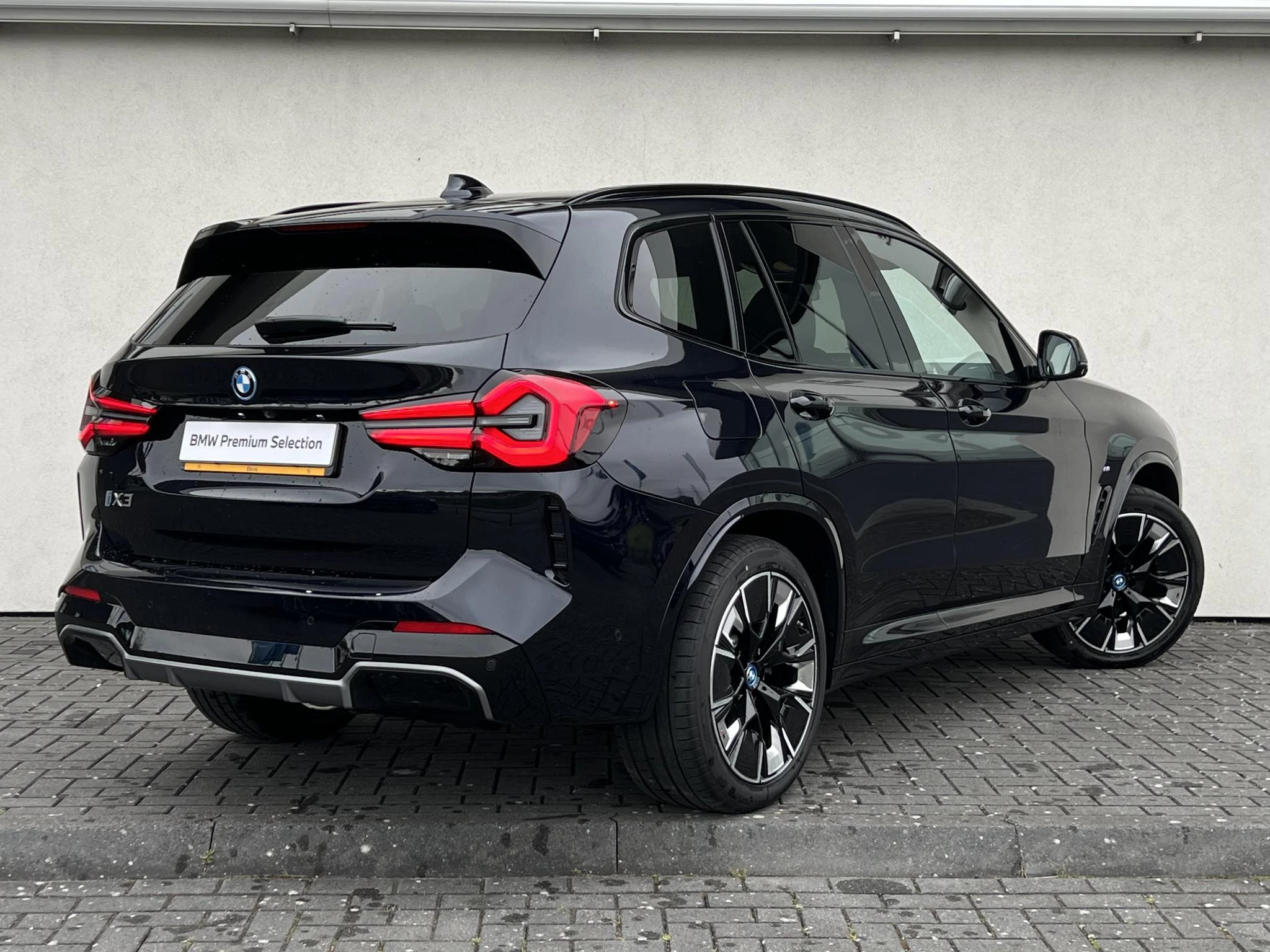 Hoofdafbeelding BMW iX3