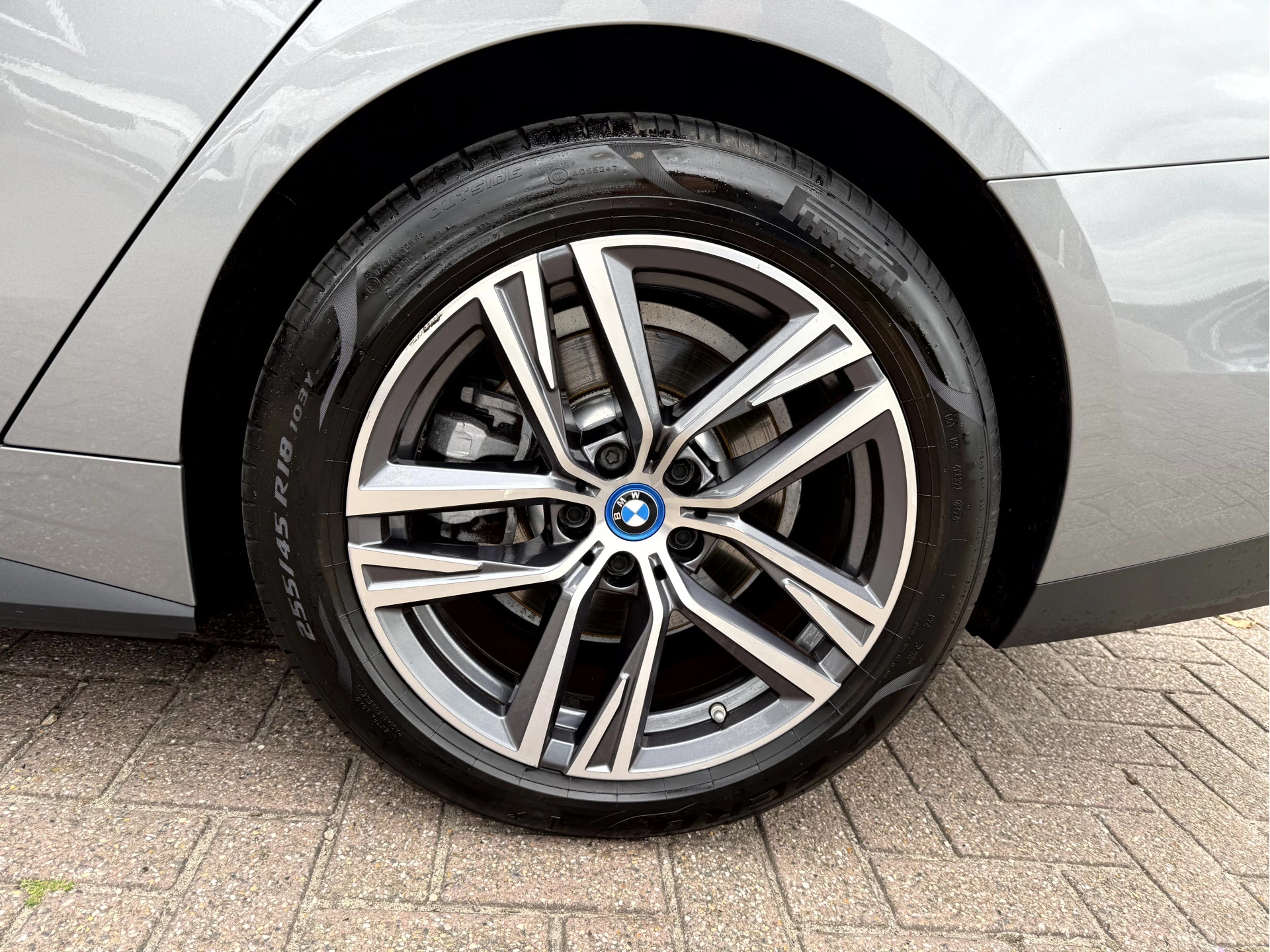 Hoofdafbeelding BMW i4