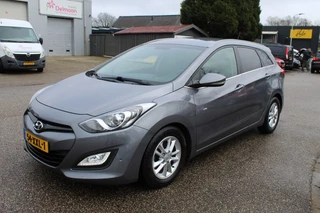 Hoofdafbeelding Hyundai i30 Hyundai i30 1.6 GDI BUSINESS ED.