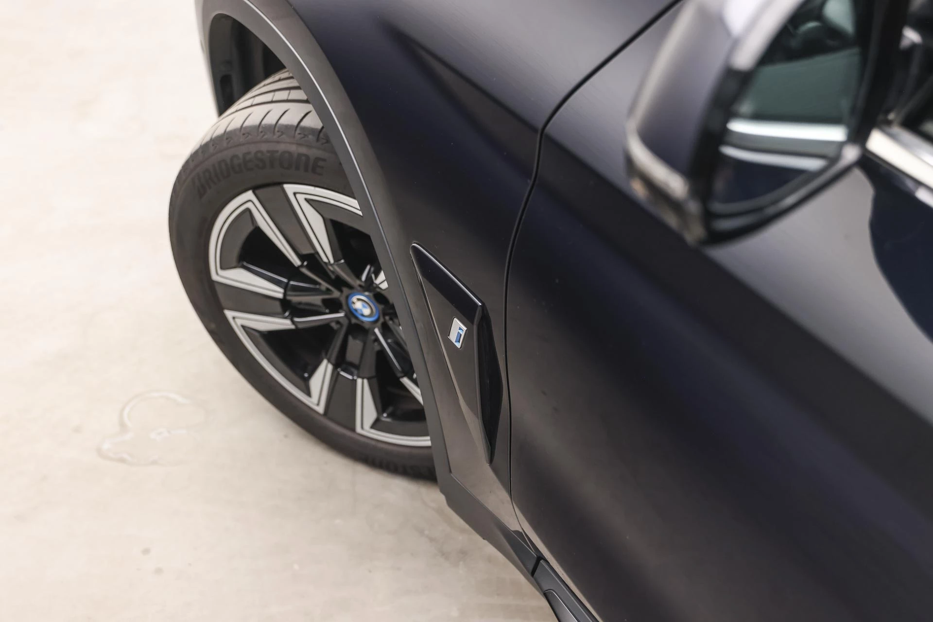 Hoofdafbeelding BMW iX3