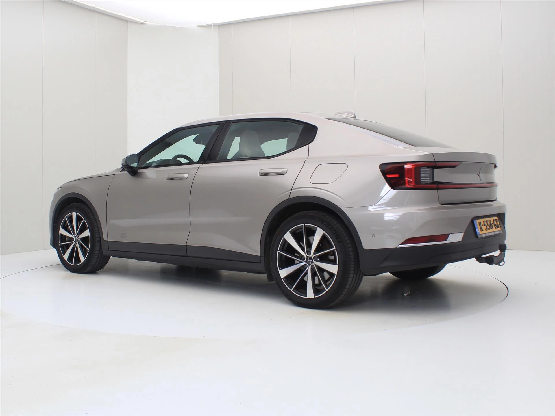 Hoofdafbeelding Polestar 2